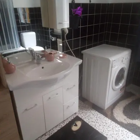 House1919 Via Valmara 14 Brissago