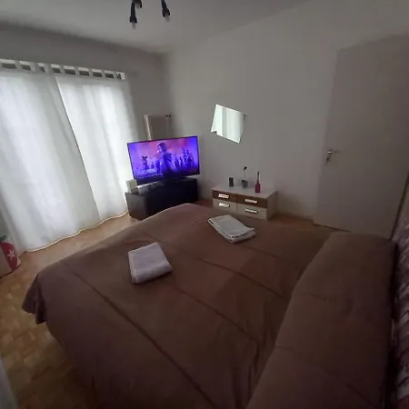 House1919 Via Valmara 14 3*